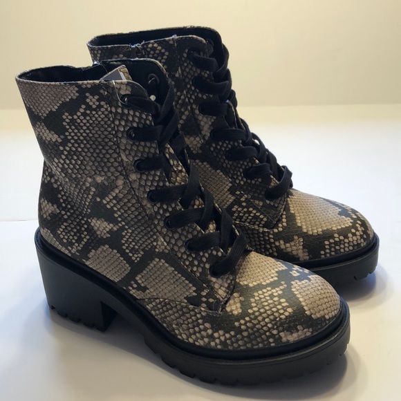 Women’s Snake Skin Print Lace Up Combat Boots - Picture 4 of 10